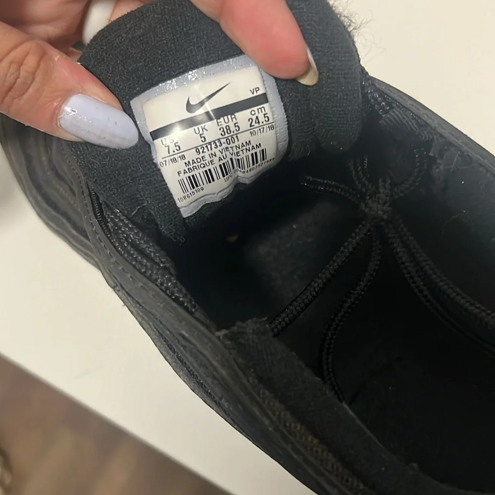 Airmax 97s women’s barely worn - Picture 3 of 3
